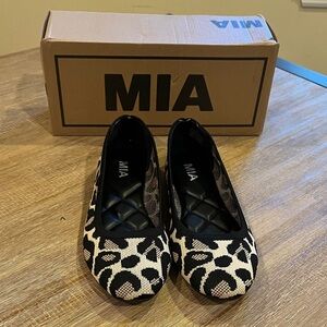 MIA Leopard Print Ballet Flats